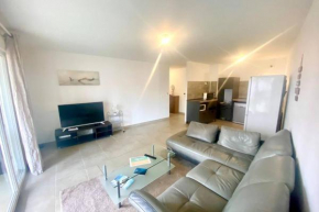 SOBNB ETREMBIERES 2 - Appartement neuf 4 lits 5pers centre ville